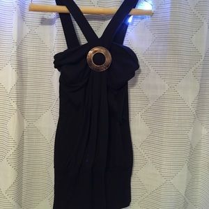 Studio Y criss cross front tunic tank